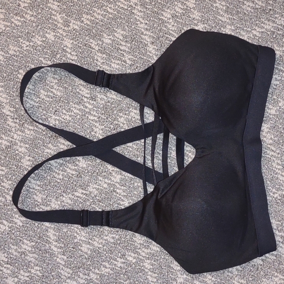 𝅺Victoria's Secret Black Sports Bra 32D - Picture 1 of 8